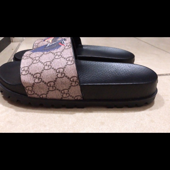 Gucci Gg Supreme Wolf Slide Sandals 